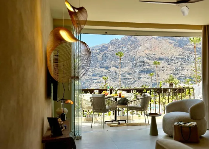 Yoso Tenerife 阿坎提拉德洛斯基